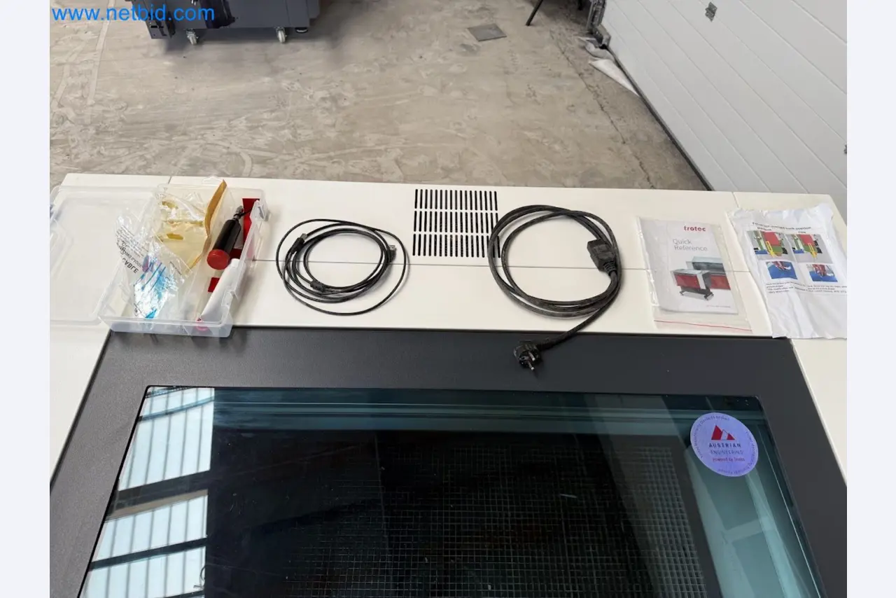 Laser engraving machine for use in the promotional products industry, the automotive industry, mechanical engineering, and personalization-18