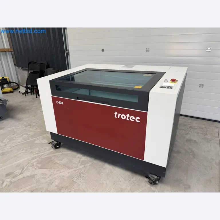 Laser engraving machine for use in the promotional products industry, the automotive industry, mechanical engineering, and personalization-24