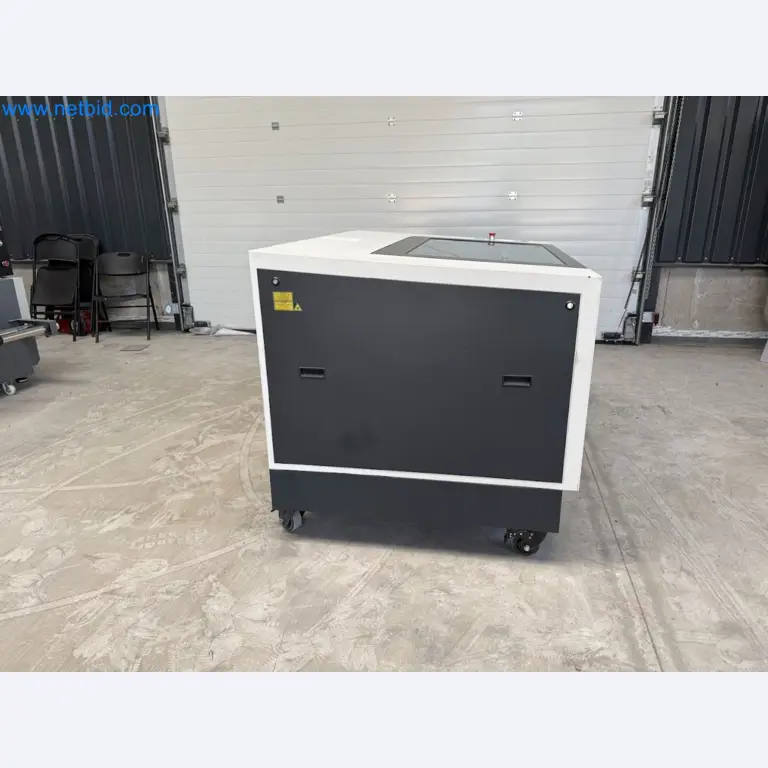 Laser engraving machine for use in the promotional products industry, the automotive industry, mechanical engineering, and personalization-26