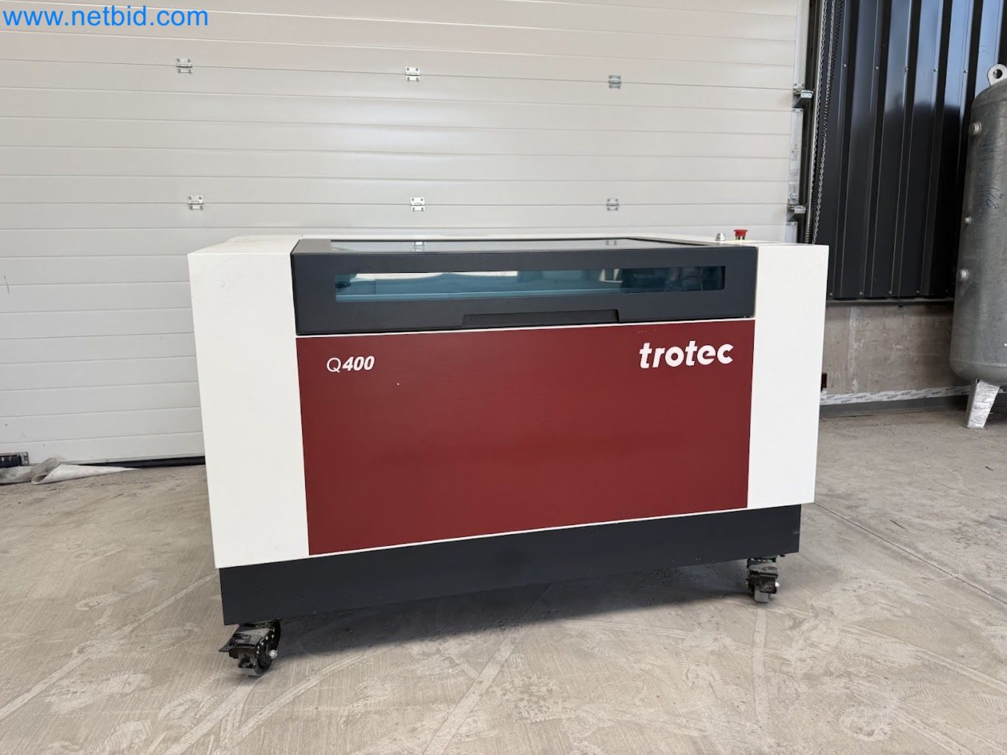 Laser engraving machine for use in the promotional products industry, the automotive industry, mechanical engineering, and personalization-2