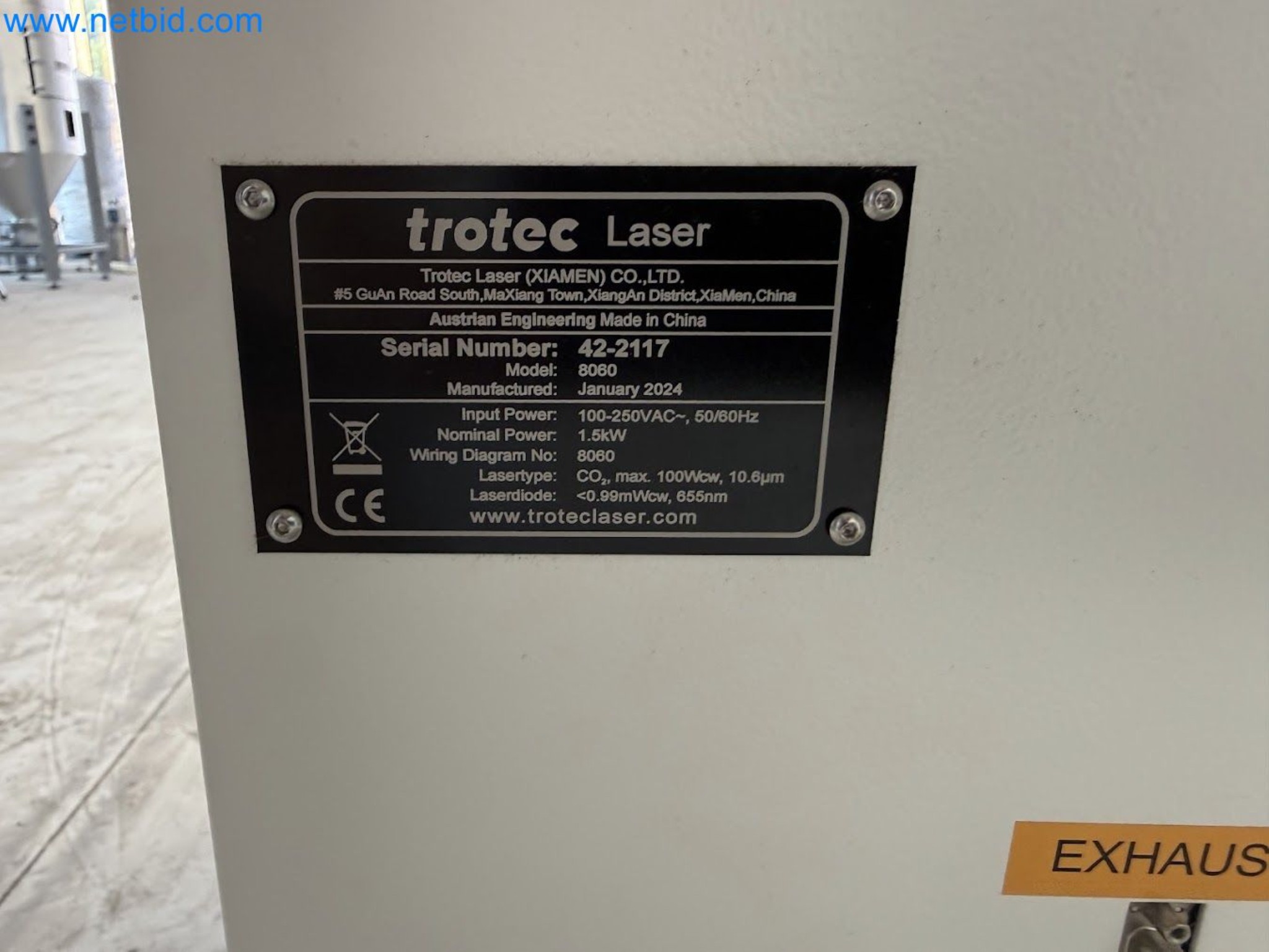 Laser engraving machine for use in the promotional products industry, the automotive industry, mechanical engineering, and personalization-3