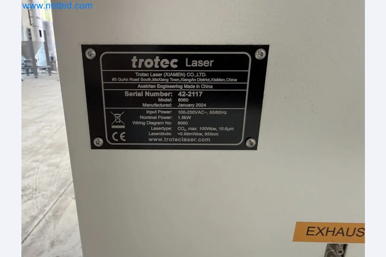 Laser engraving machine for use in the promotional products industry, the automotive industry, mechanical engineering, and personalization-3