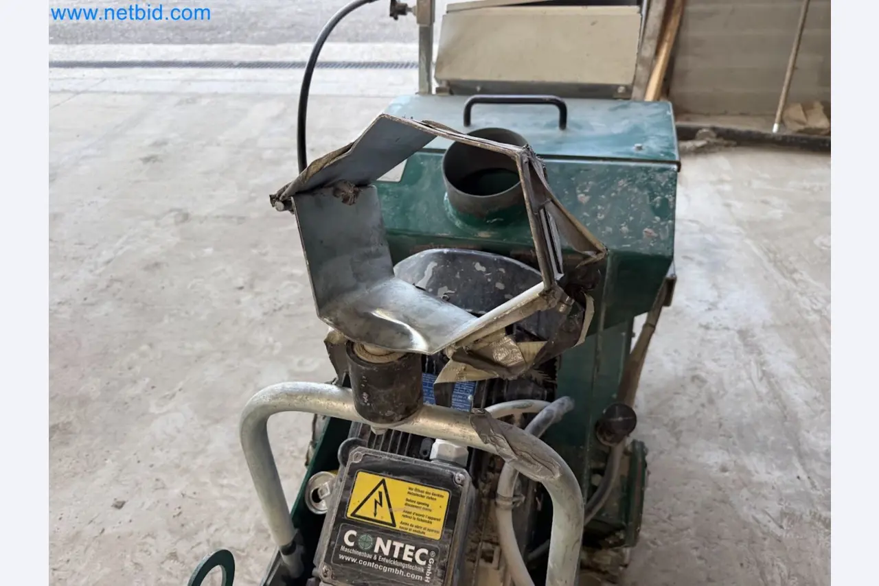 Versatile shot blasting machine with a matching extraction system-14