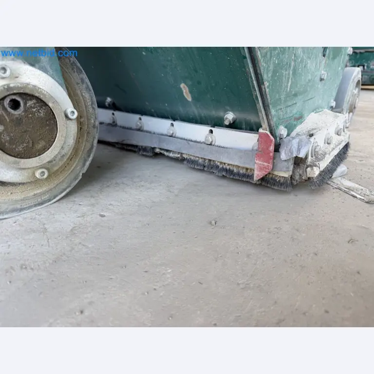 Versatile shot blasting machine with a matching extraction system-22