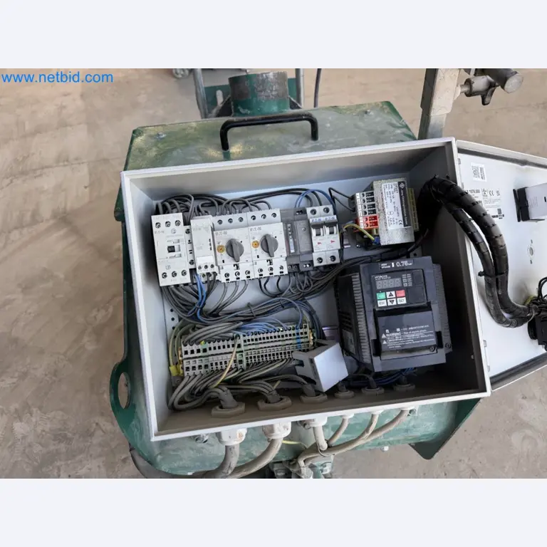 Versatile shot blasting machine with a matching extraction system-26