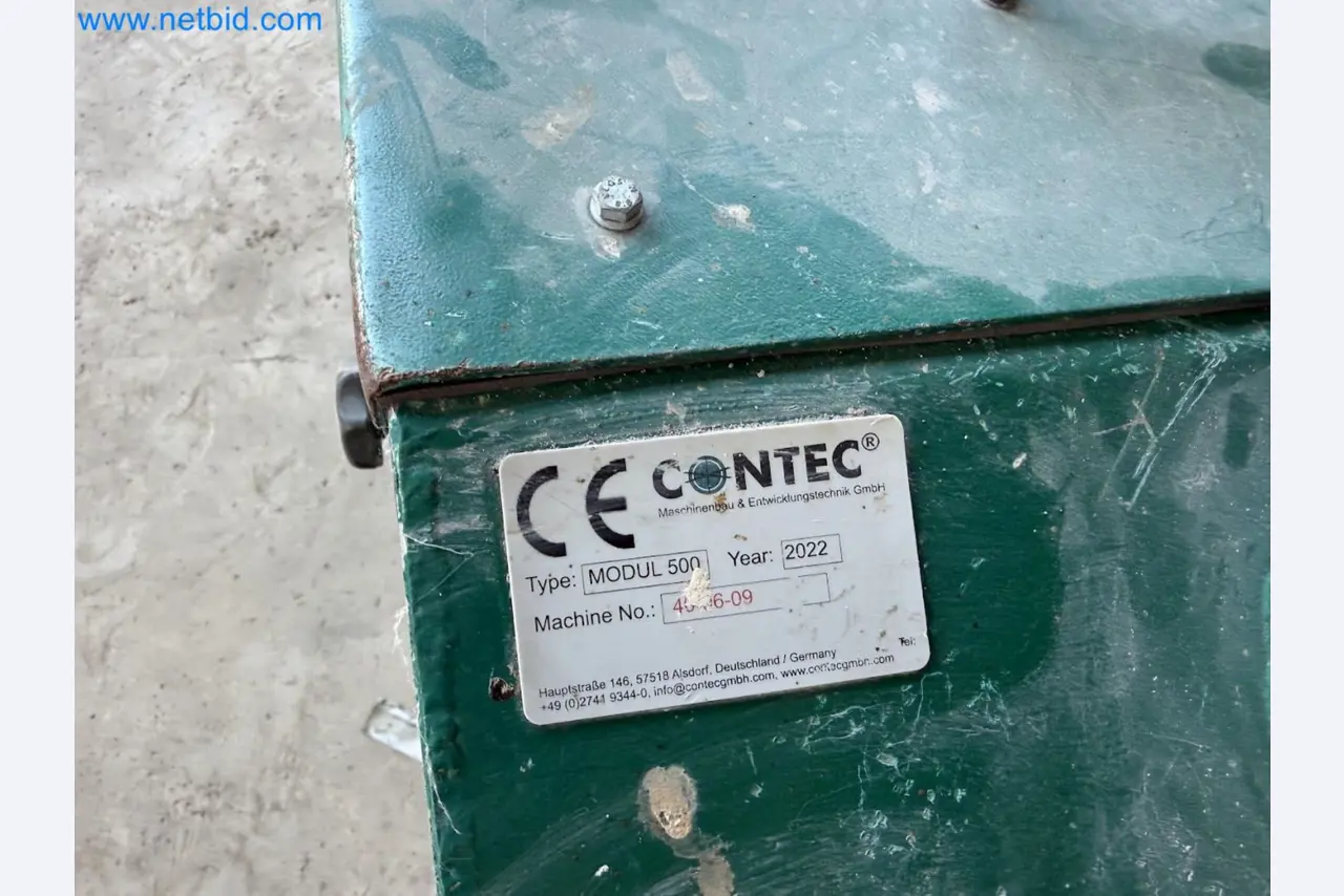 Versatile shot blasting machine with a matching extraction system-28