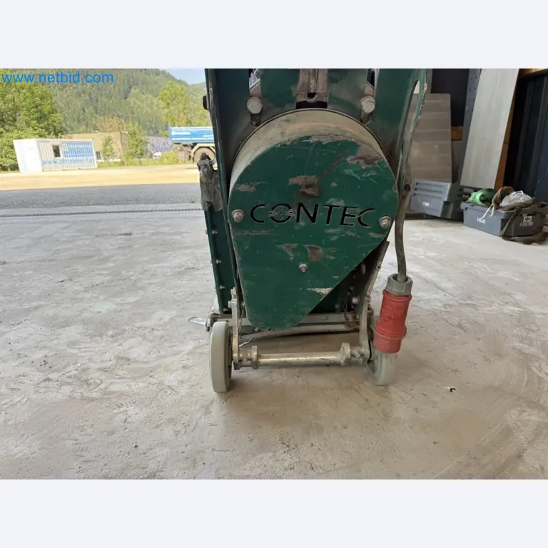 Versatile shot blasting machine with a matching extraction system-6