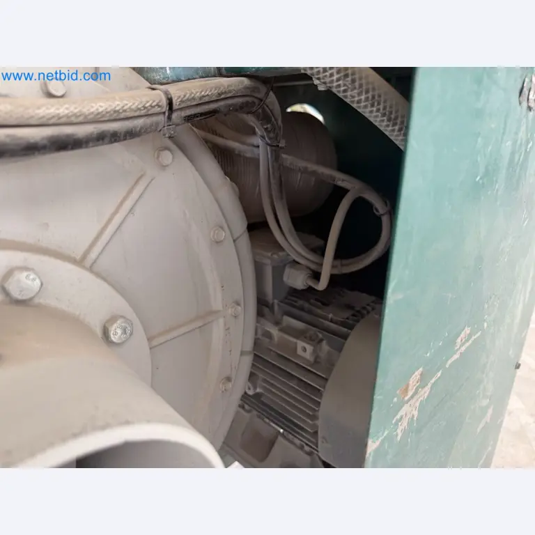 Versatile shot blasting machine with a matching extraction system-20
