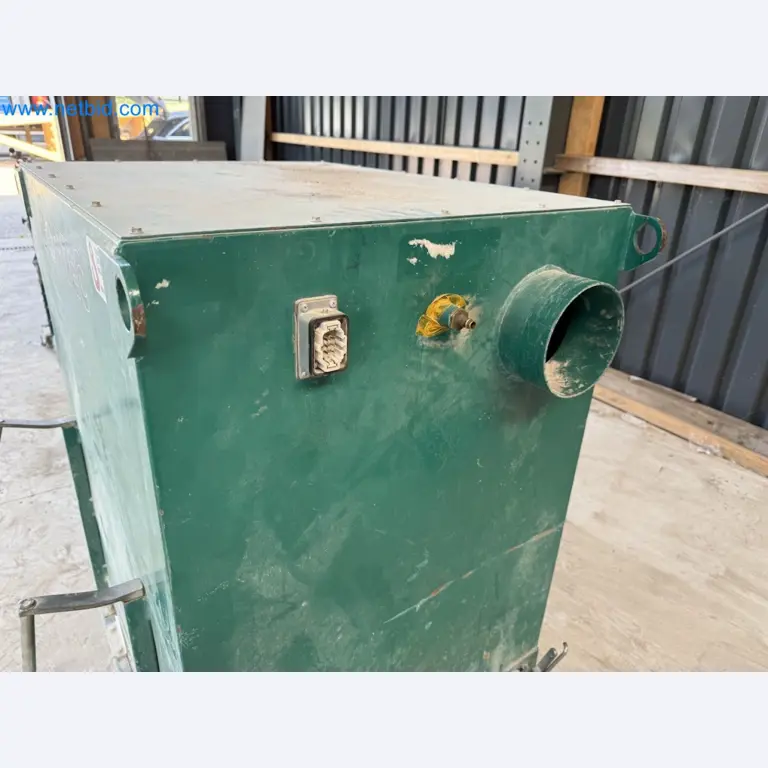 Versatile shot blasting machine with a matching extraction system-35