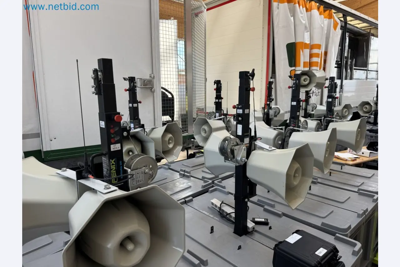 MOVETOS – Mobile event and technical support system, including a MAN truck and trailer-35