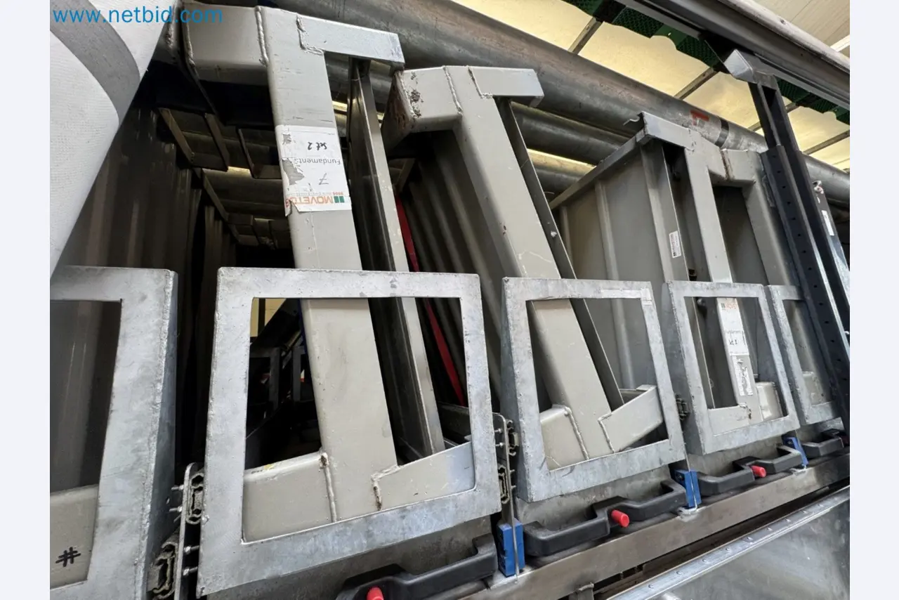MOVETOS – Mobile event and technical support system, including a MAN truck and trailer-42