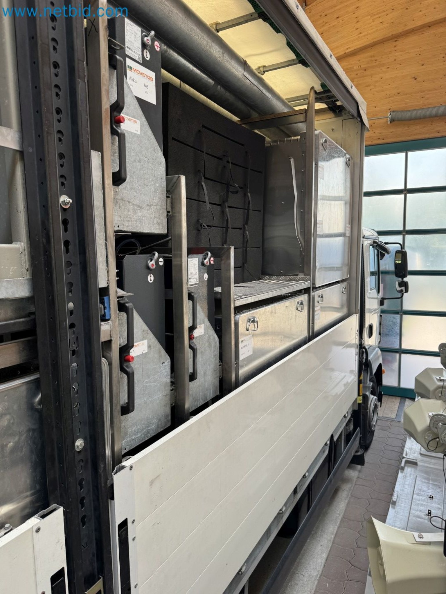 MOVETOS – Mobile event and technical support system, including a MAN truck and trailer-44