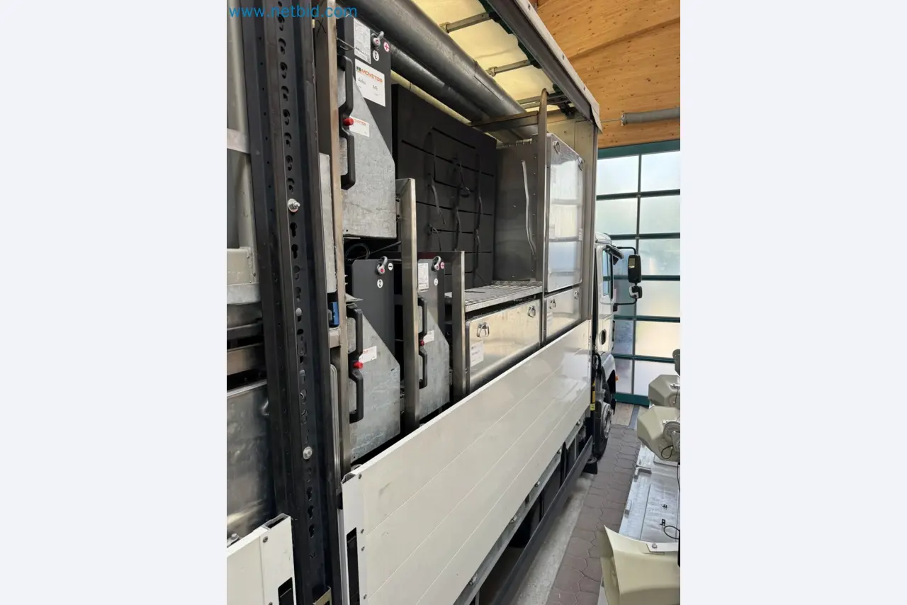 MOVETOS – Mobile event and technical support system, including a MAN truck and trailer-44
