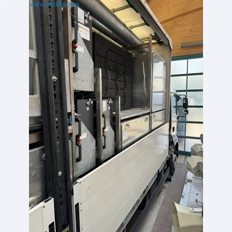 MOVETOS – Mobile event and technical support system, including a MAN truck and trailer-44
