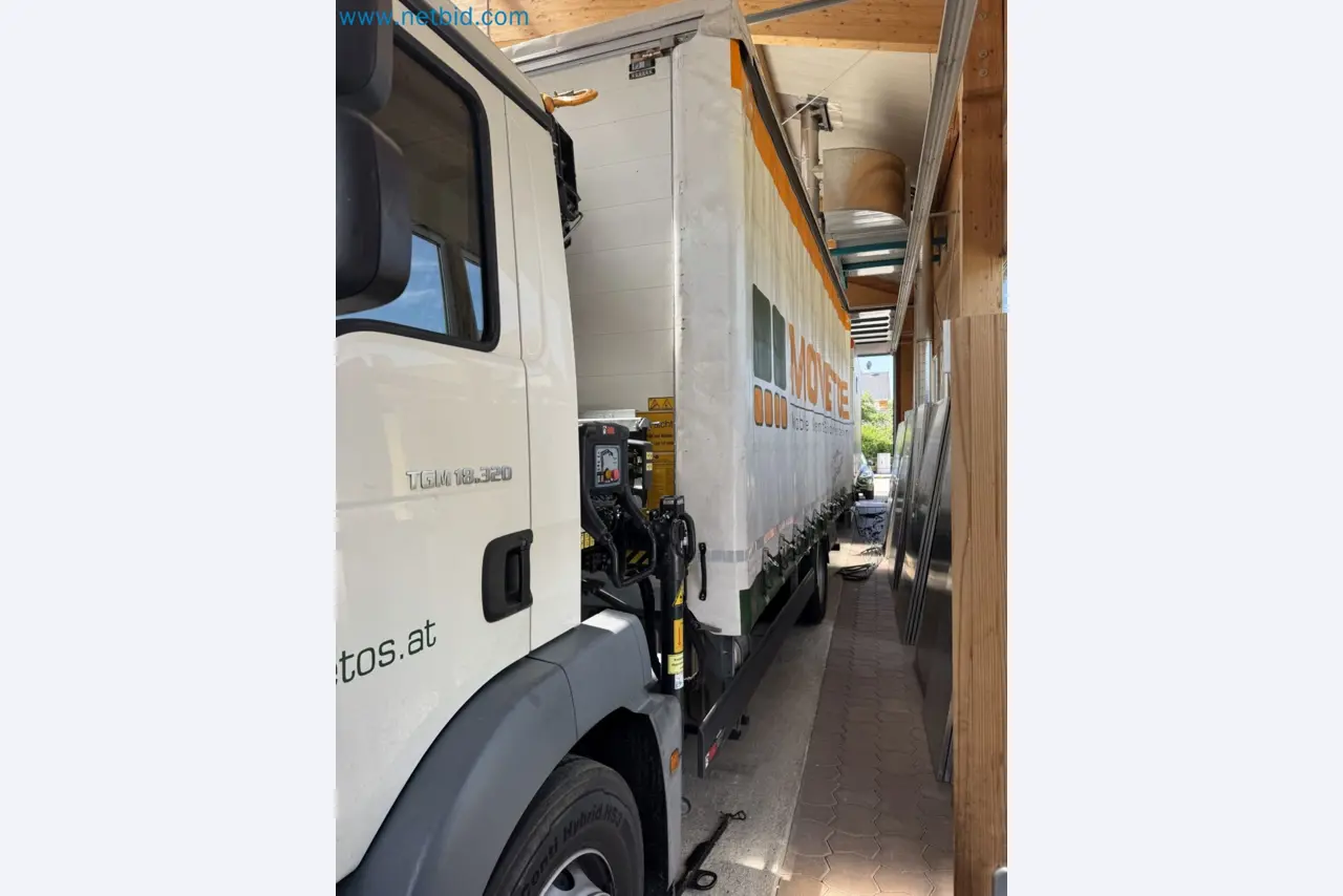MOVETOS – Mobile event and technical support system, including a MAN truck and trailer-52