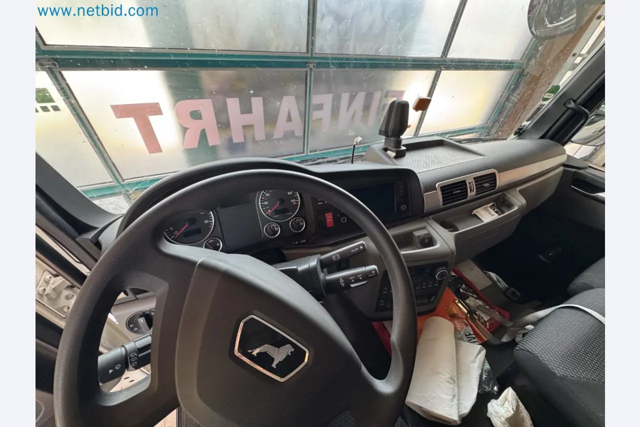 MOVETOS – Mobile event and technical support system, including a MAN truck and trailer-54