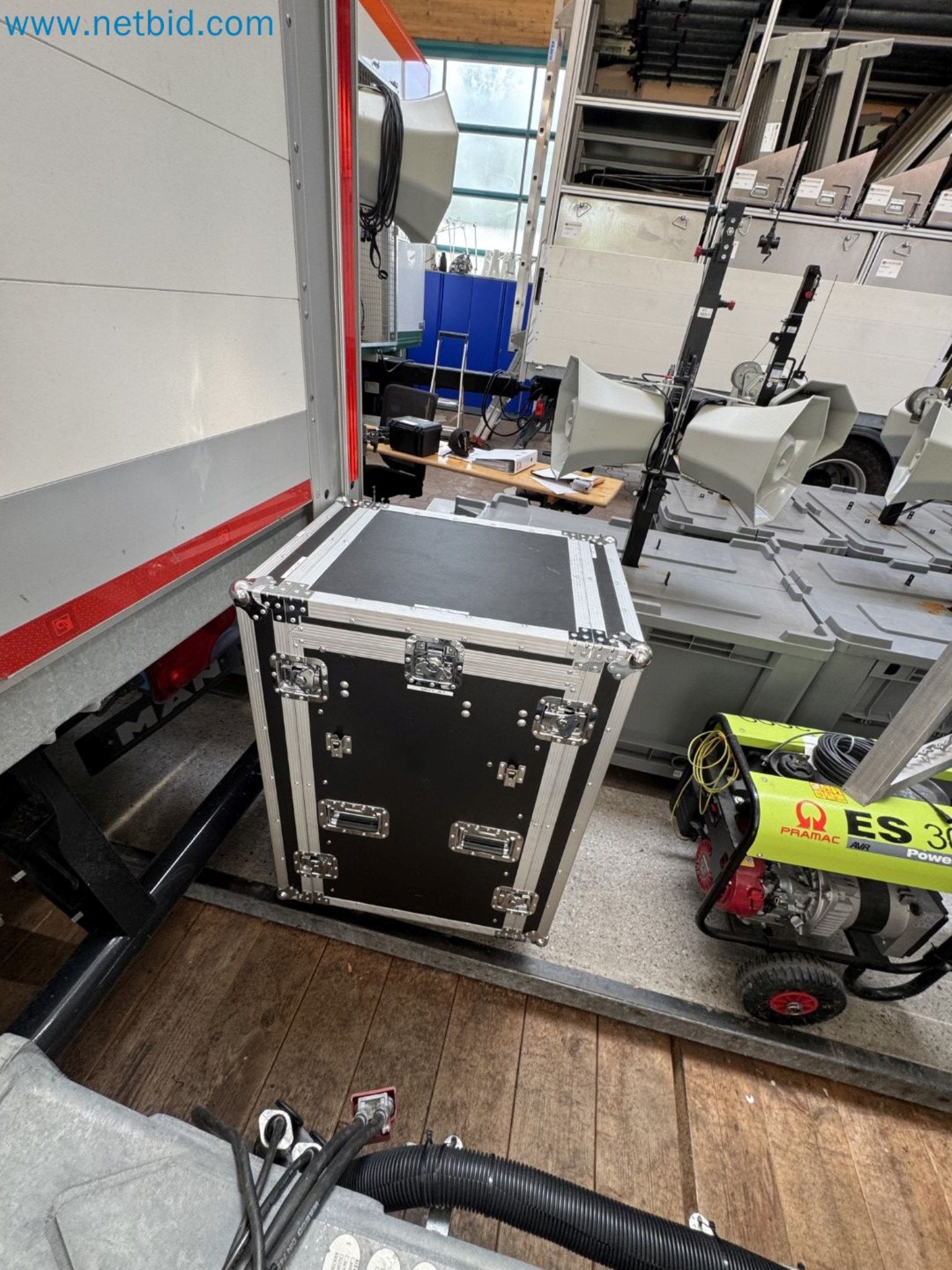 MOVETOS – Mobile event and technical support system, including a MAN truck and trailer-67