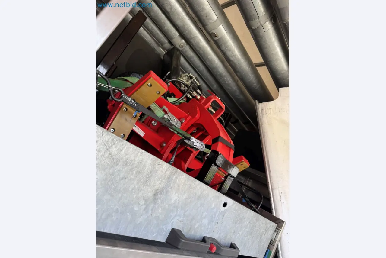 MOVETOS – Mobile event and technical support system, including a MAN truck and trailer-81
