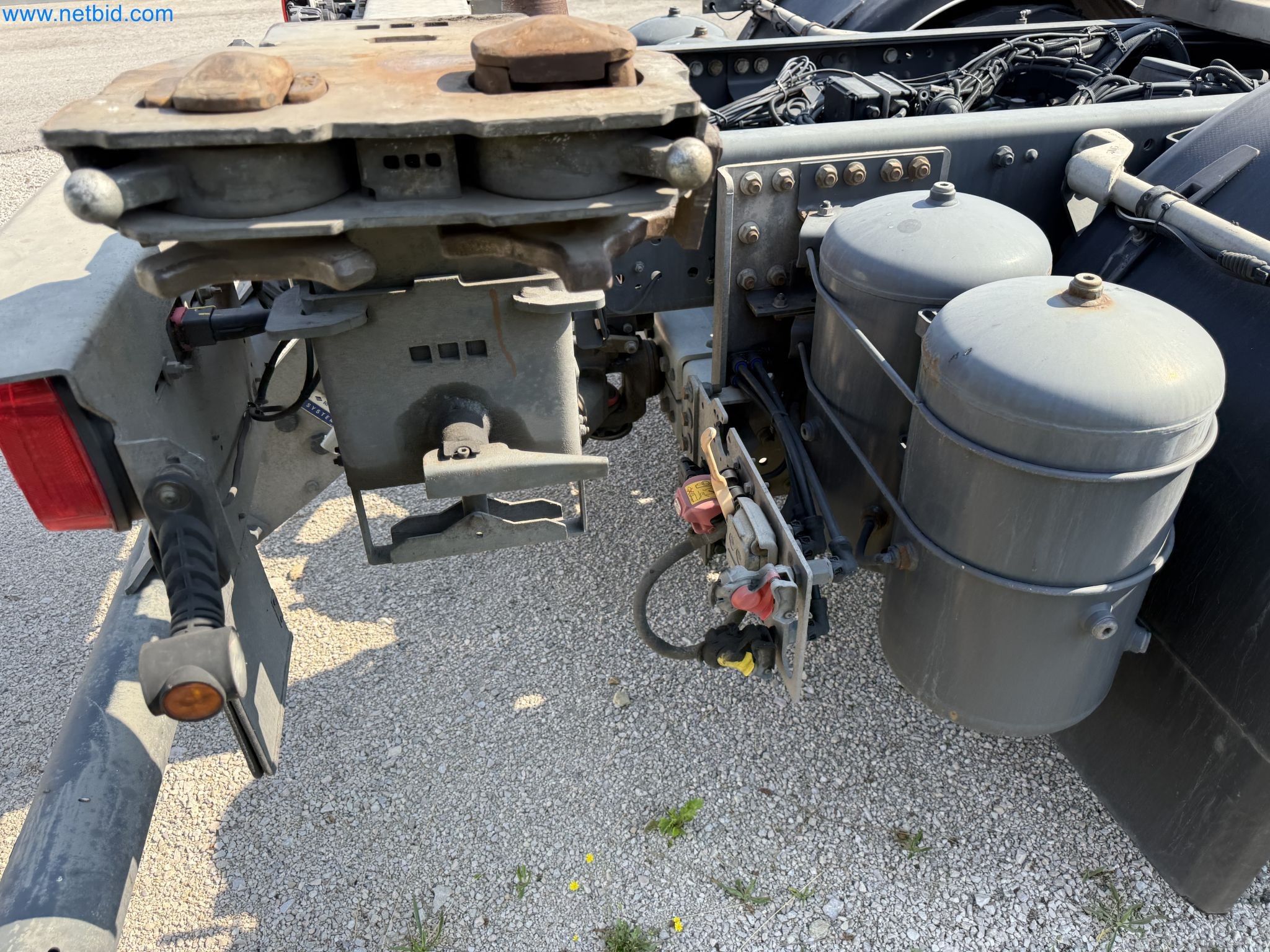 2 DAF XF 480 FAN NGD-16