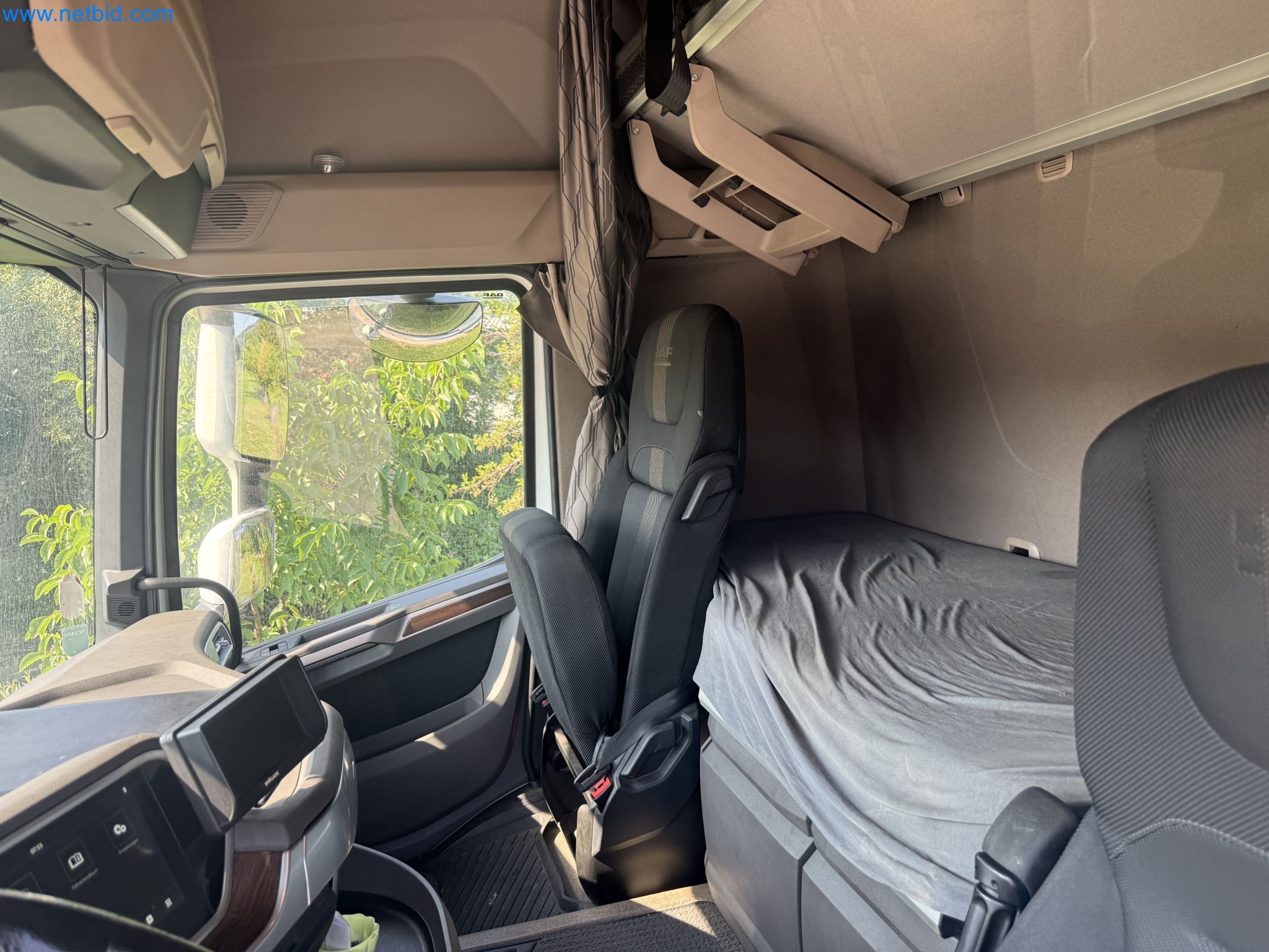 2 DAF XF 480 FAN NGD-28