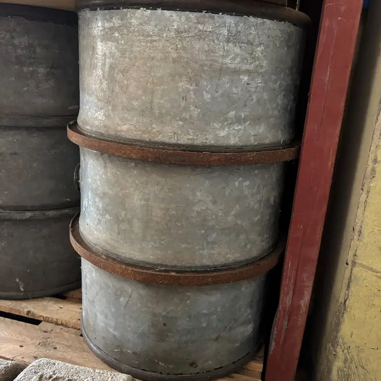 1 Posten Heating oil drums