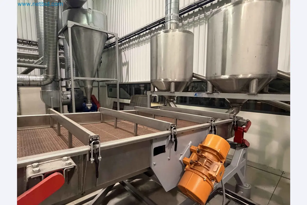 Nussverarbeitungsanlage zum Schälen, Trocknen und Verpacken-104