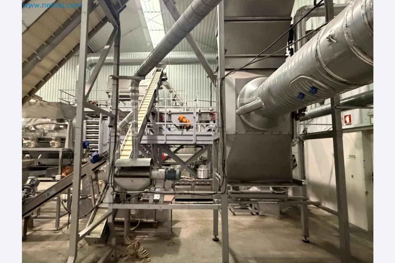 Nussverarbeitungsanlage zum Schälen, Trocknen und Verpacken-117