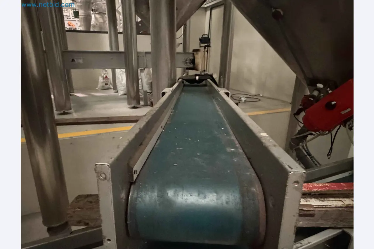 Nussverarbeitungsanlage zum Schälen, Trocknen und Verpacken-11