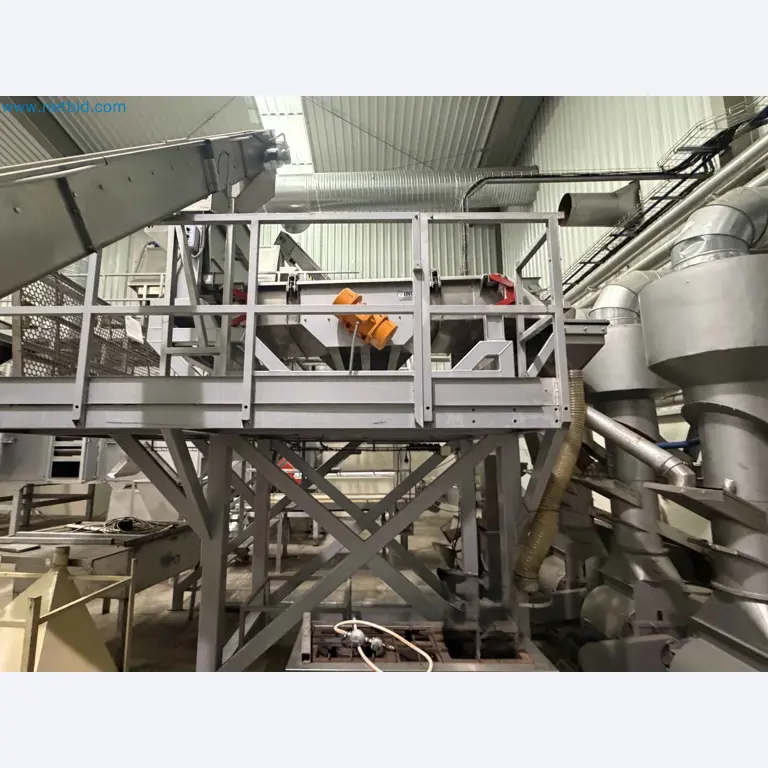 Nussverarbeitungsanlage zum Schälen, Trocknen und Verpacken-125
