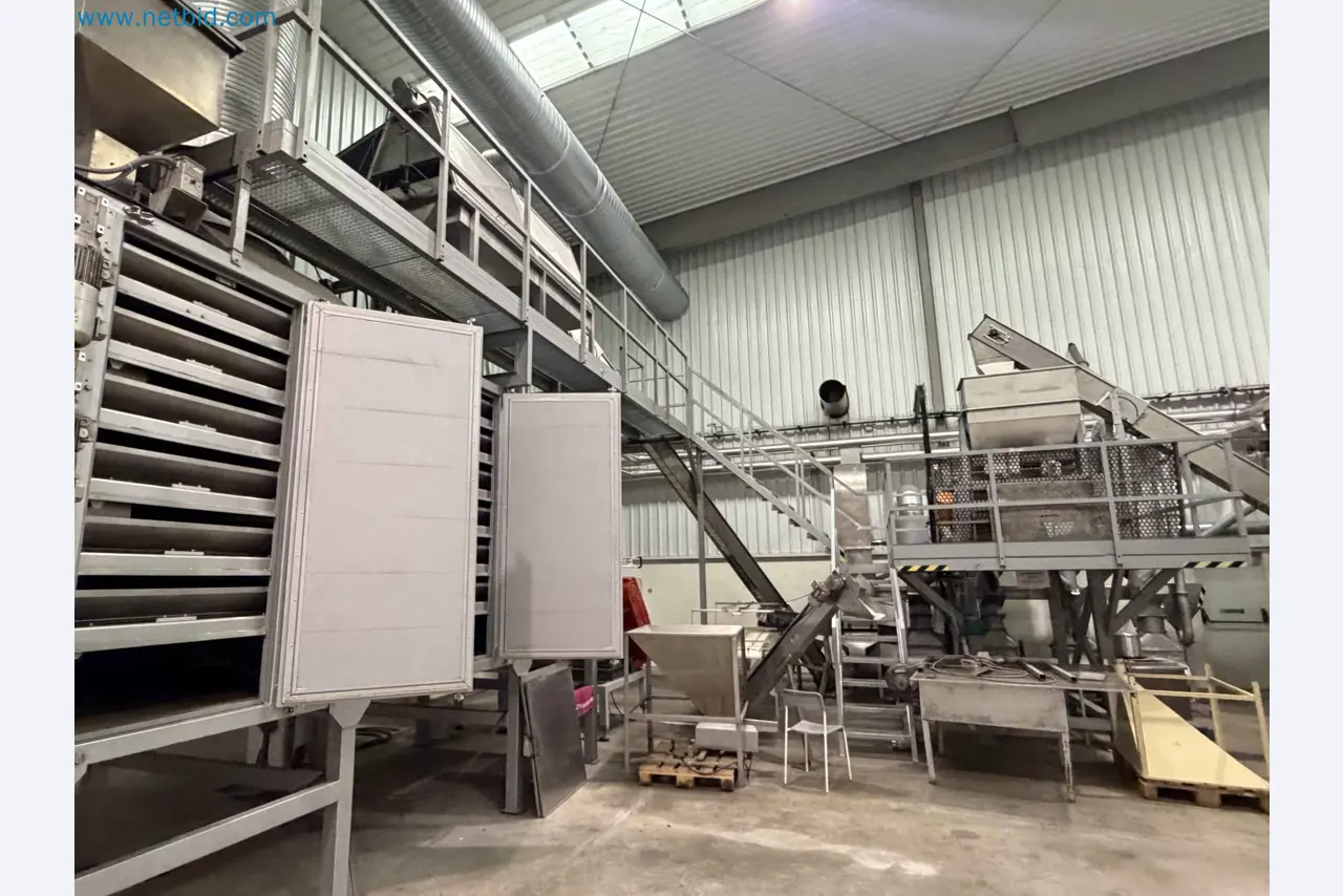 Nussverarbeitungsanlage zum Schälen, Trocknen und Verpacken-136