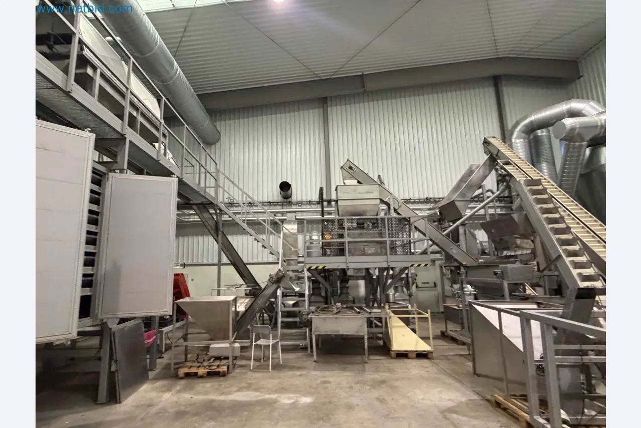 Nussverarbeitungsanlage zum Schälen, Trocknen und Verpacken-137