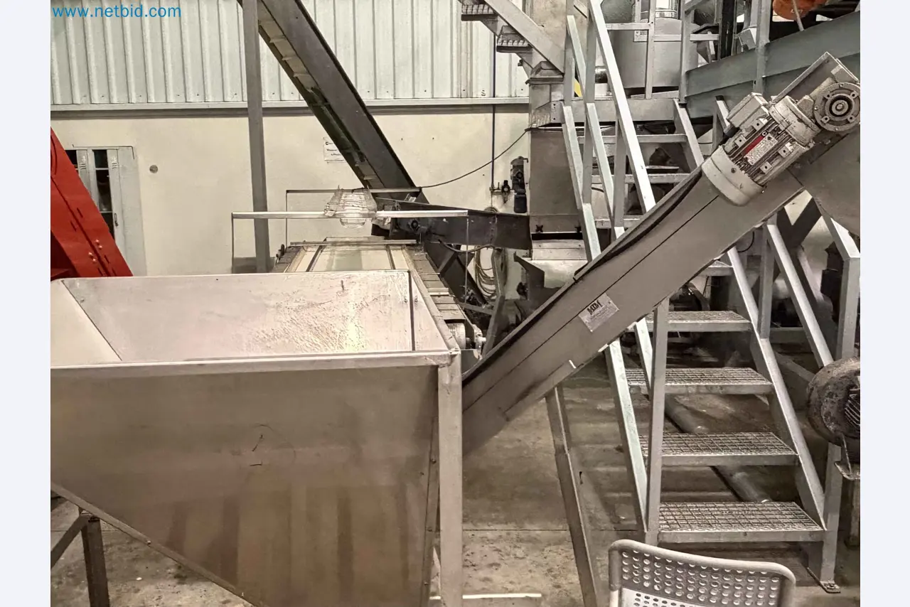 Nussverarbeitungsanlage zum Schälen, Trocknen und Verpacken-141