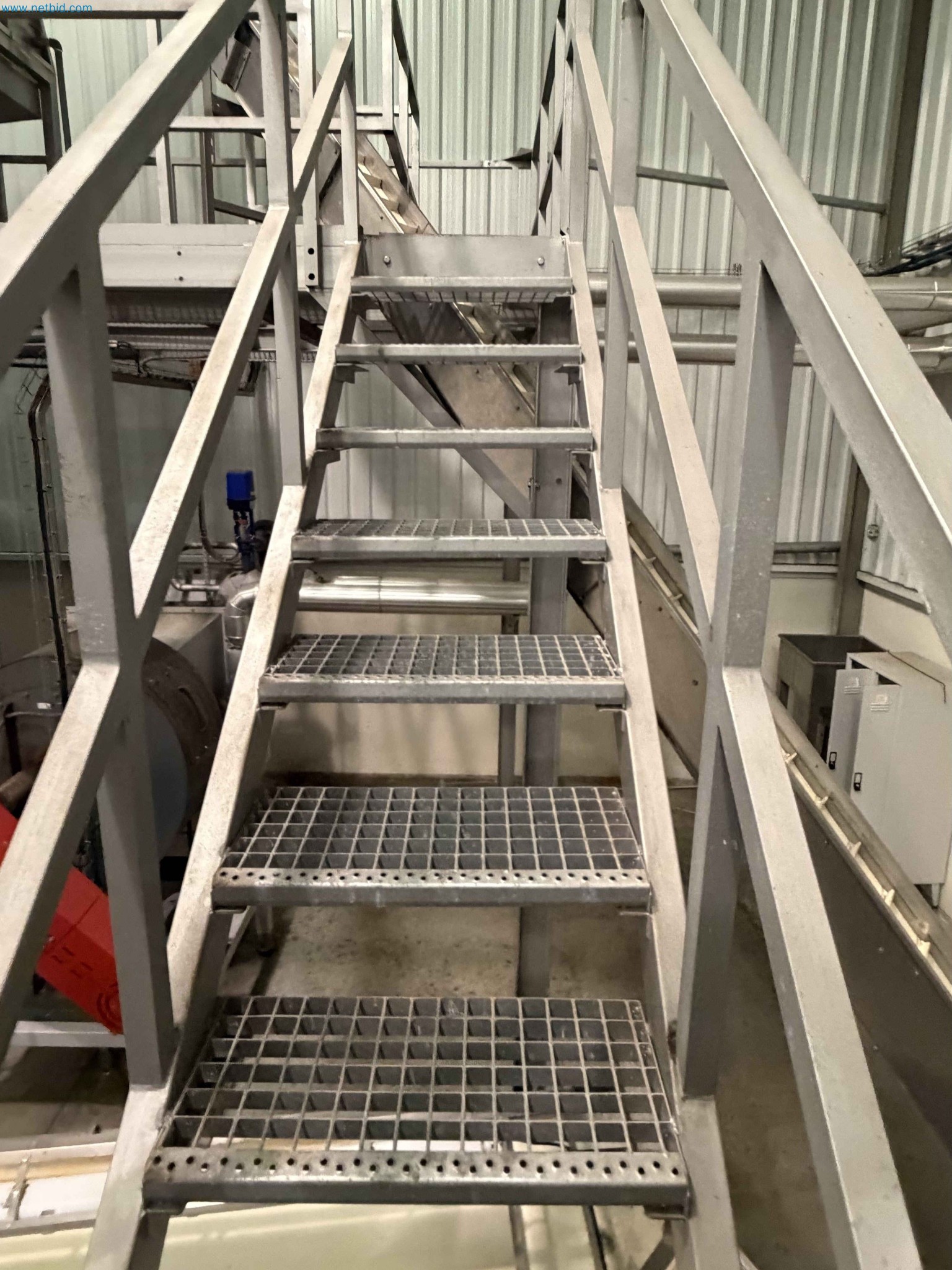 Nussverarbeitungsanlage zum Schälen, Trocknen und Verpacken-159