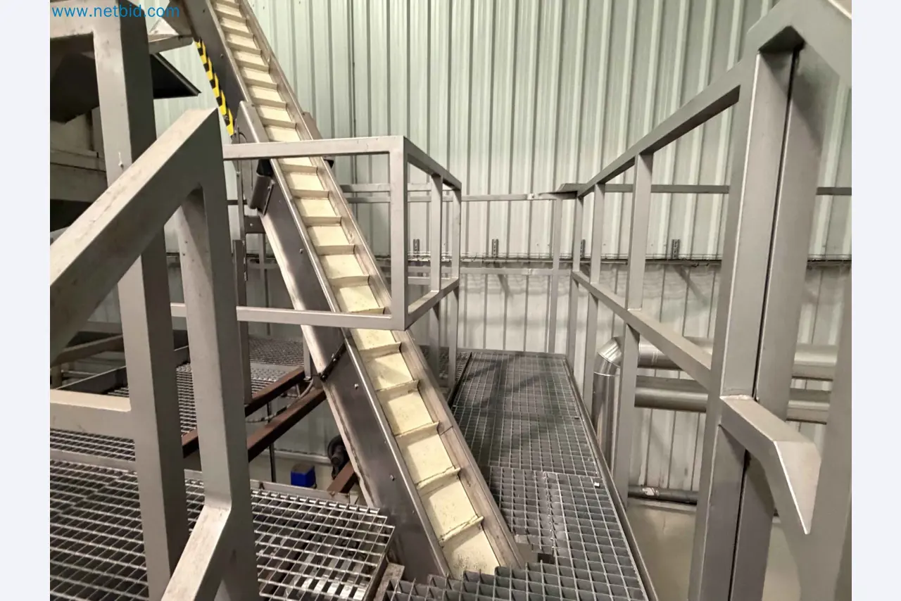 Nussverarbeitungsanlage zum Schälen, Trocknen und Verpacken-161
