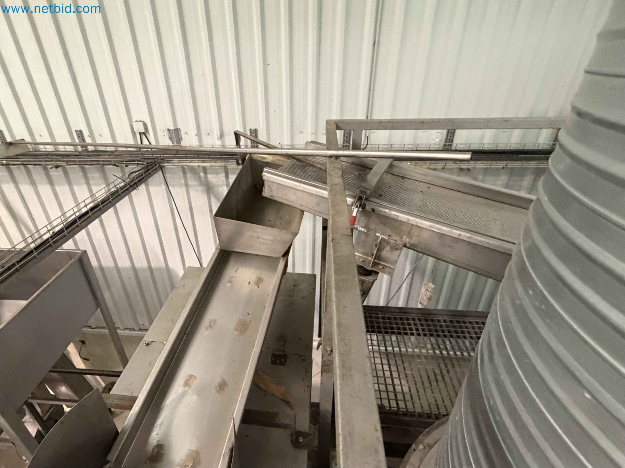 Nussverarbeitungsanlage zum Schälen, Trocknen und Verpacken-170