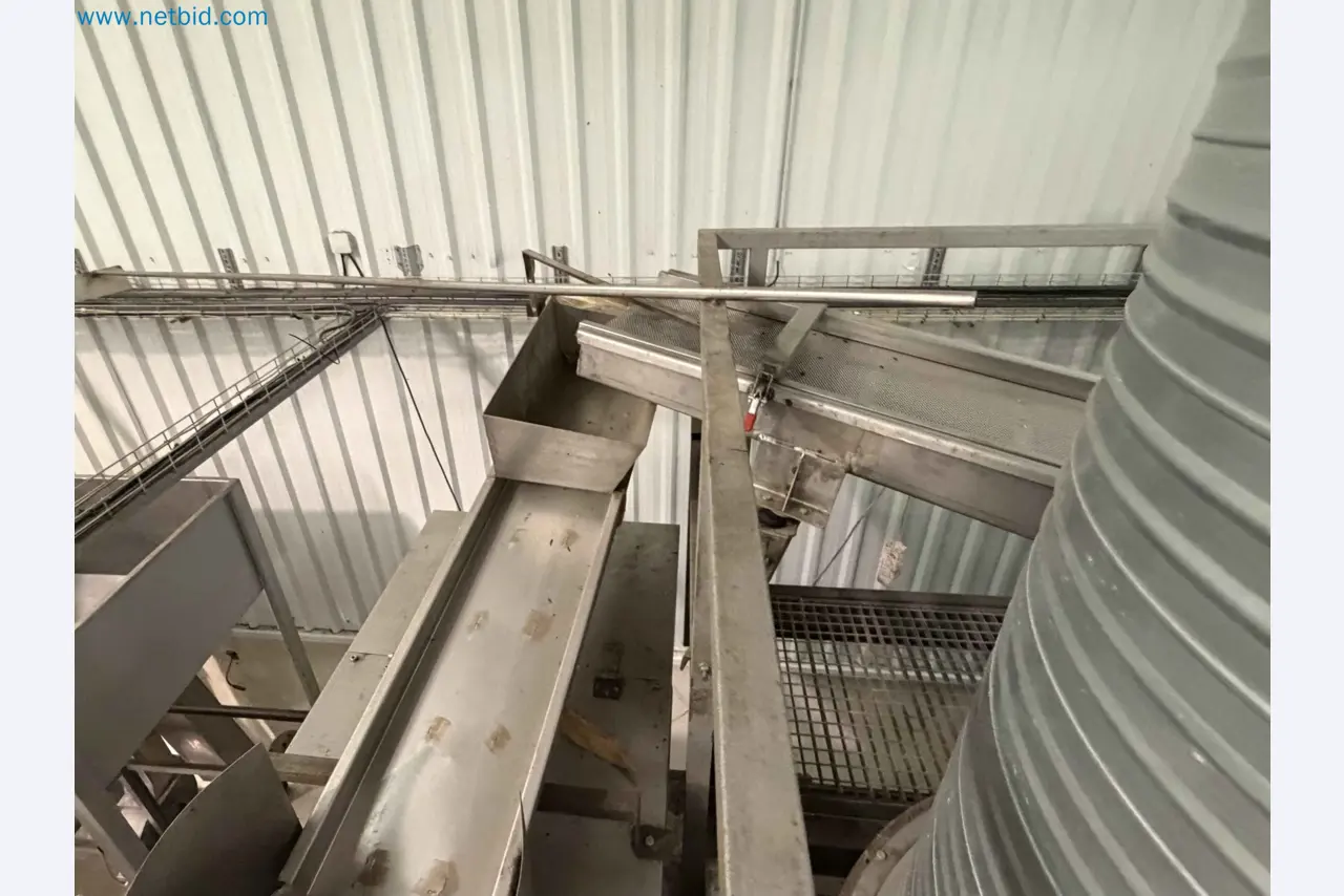 Nussverarbeitungsanlage zum Schälen, Trocknen und Verpacken-170