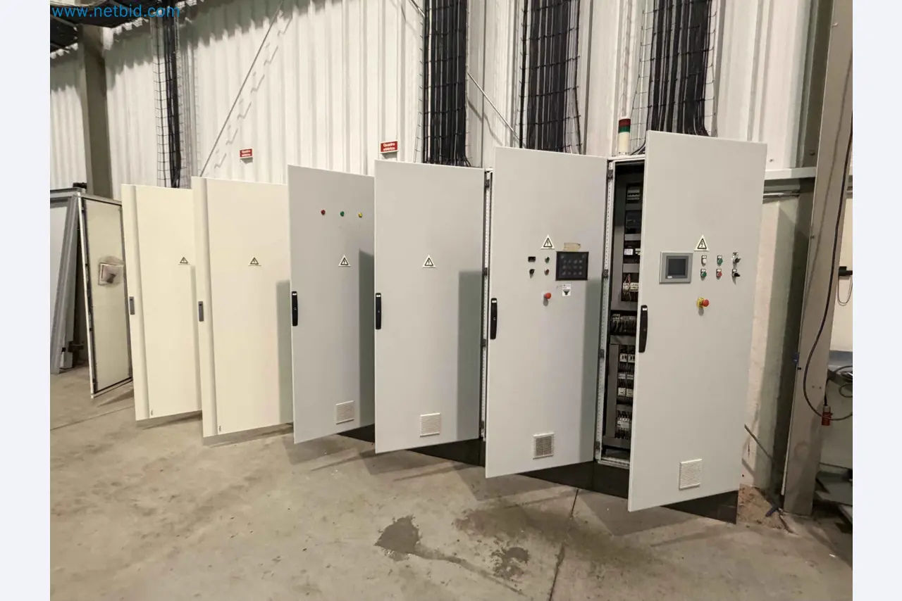 Nussverarbeitungsanlage zum Schälen, Trocknen und Verpacken-182