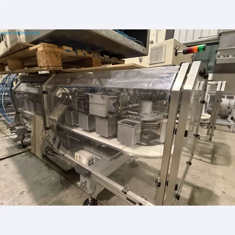 Nussverarbeitungsanlage zum Schälen, Trocknen und Verpacken-204