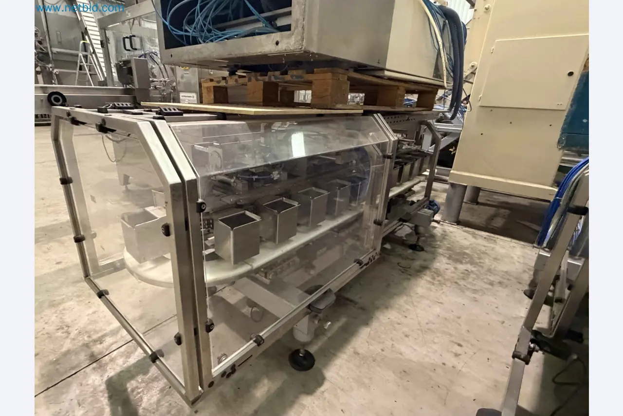 Nussverarbeitungsanlage zum Schälen, Trocknen und Verpacken-206