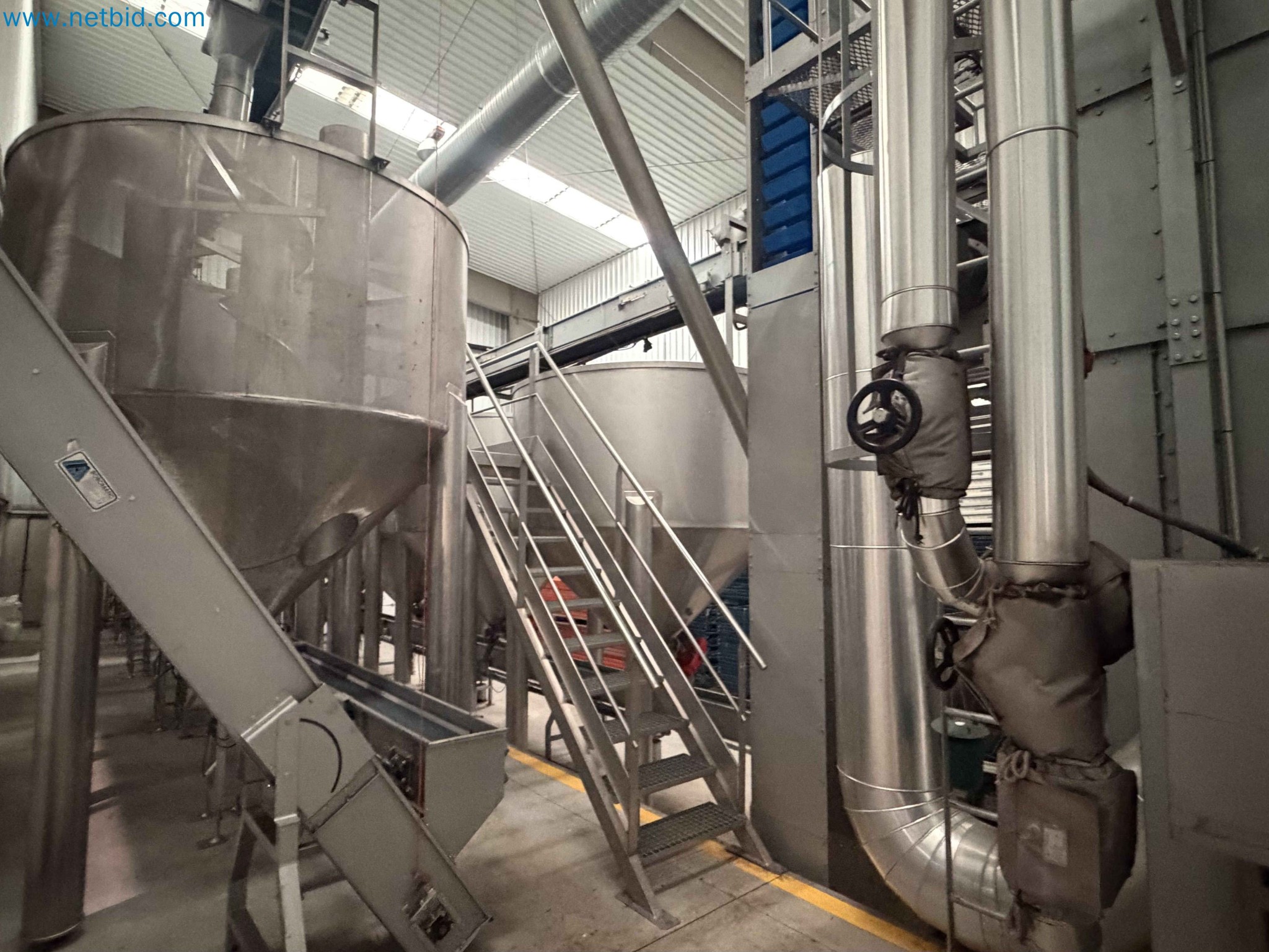Nussverarbeitungsanlage zum Schälen, Trocknen und Verpacken-20