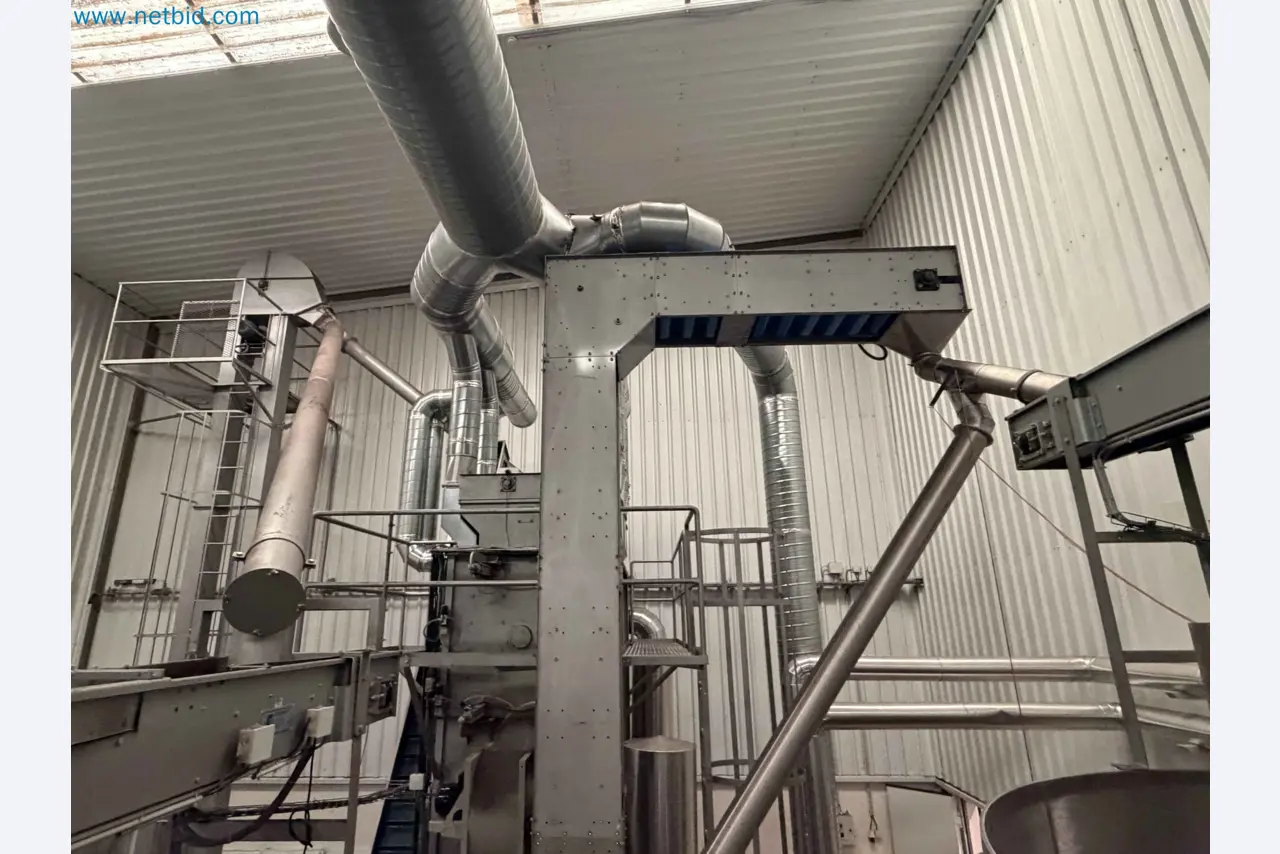 Nussverarbeitungsanlage zum Schälen, Trocknen und Verpacken-44