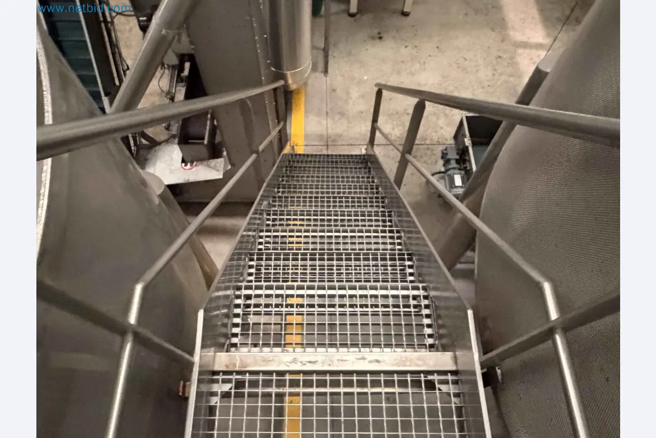 Nussverarbeitungsanlage zum Schälen, Trocknen und Verpacken-46