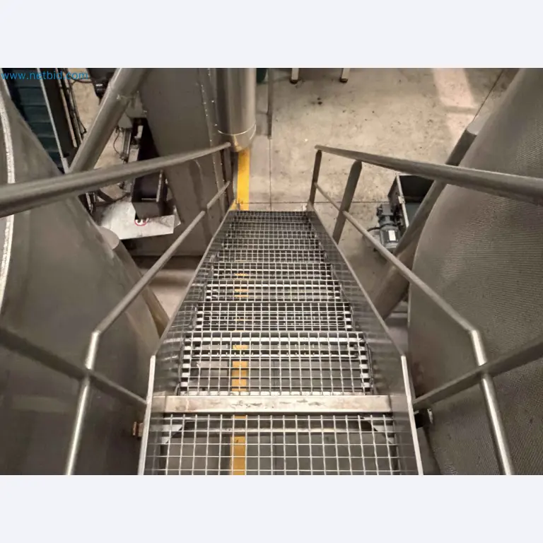 Nussverarbeitungsanlage zum Schälen, Trocknen und Verpacken-46