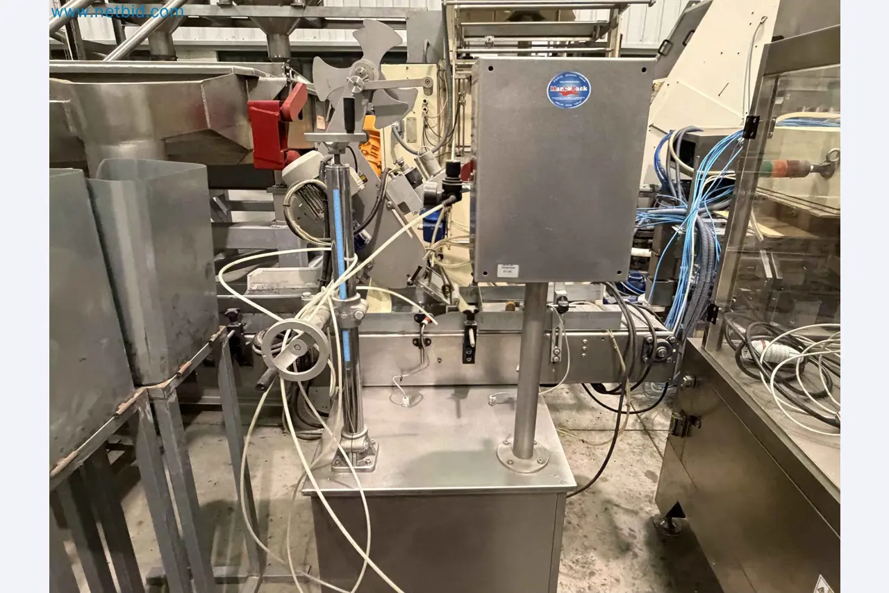 Nussverarbeitungsanlage zum Schälen, Trocknen und Verpacken-63