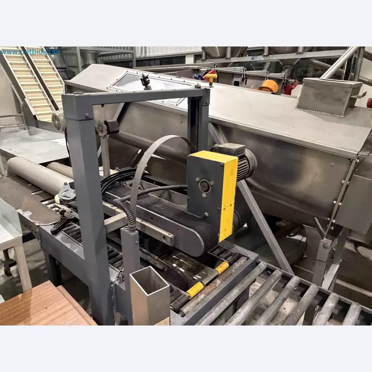 Nussverarbeitungsanlage zum Schälen, Trocknen und Verpacken-69