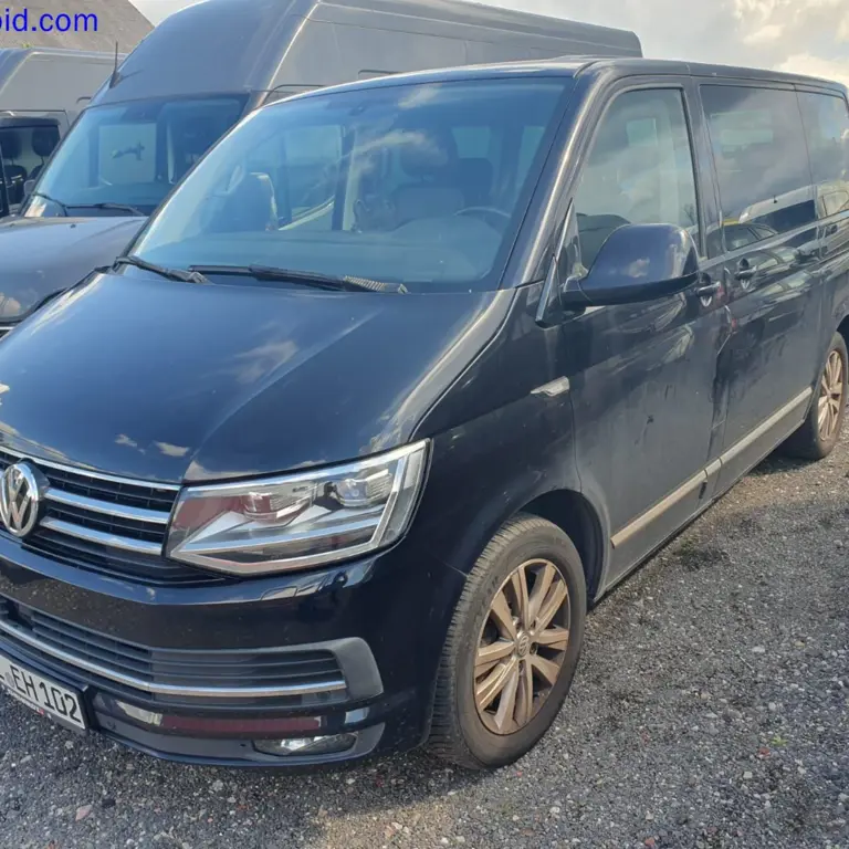 Station wagon VW Multivan
