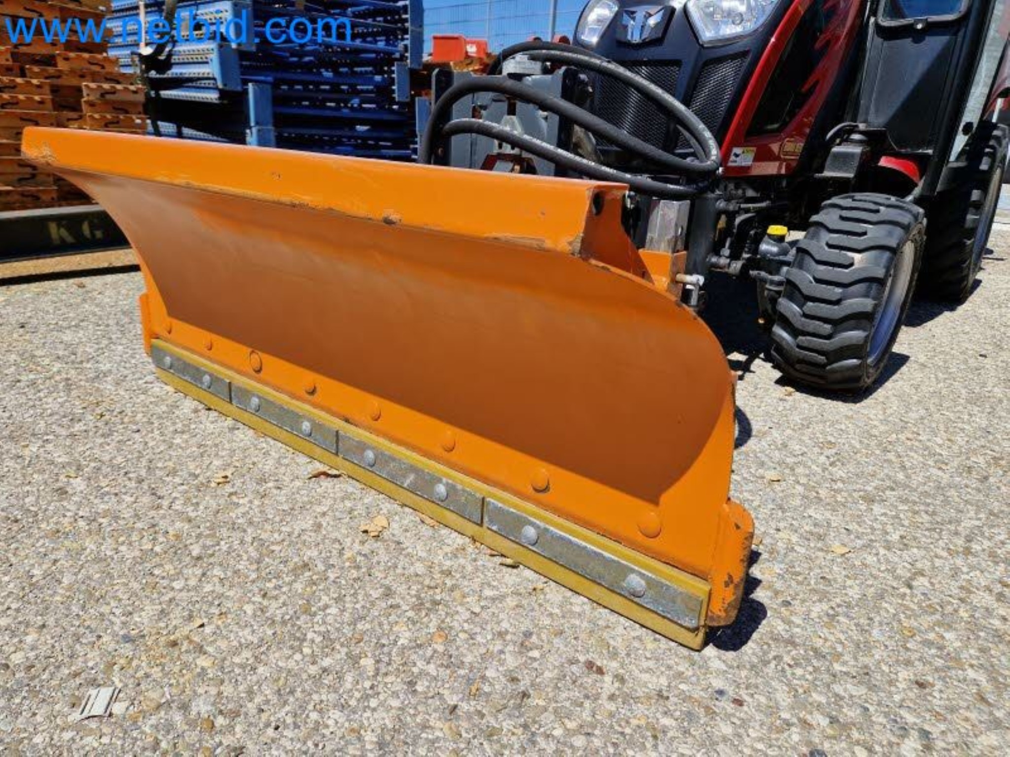TYM All-Wheel-Drive Compact Tractors for Winter Use and HONDA Single-Axle Snow Plows-19