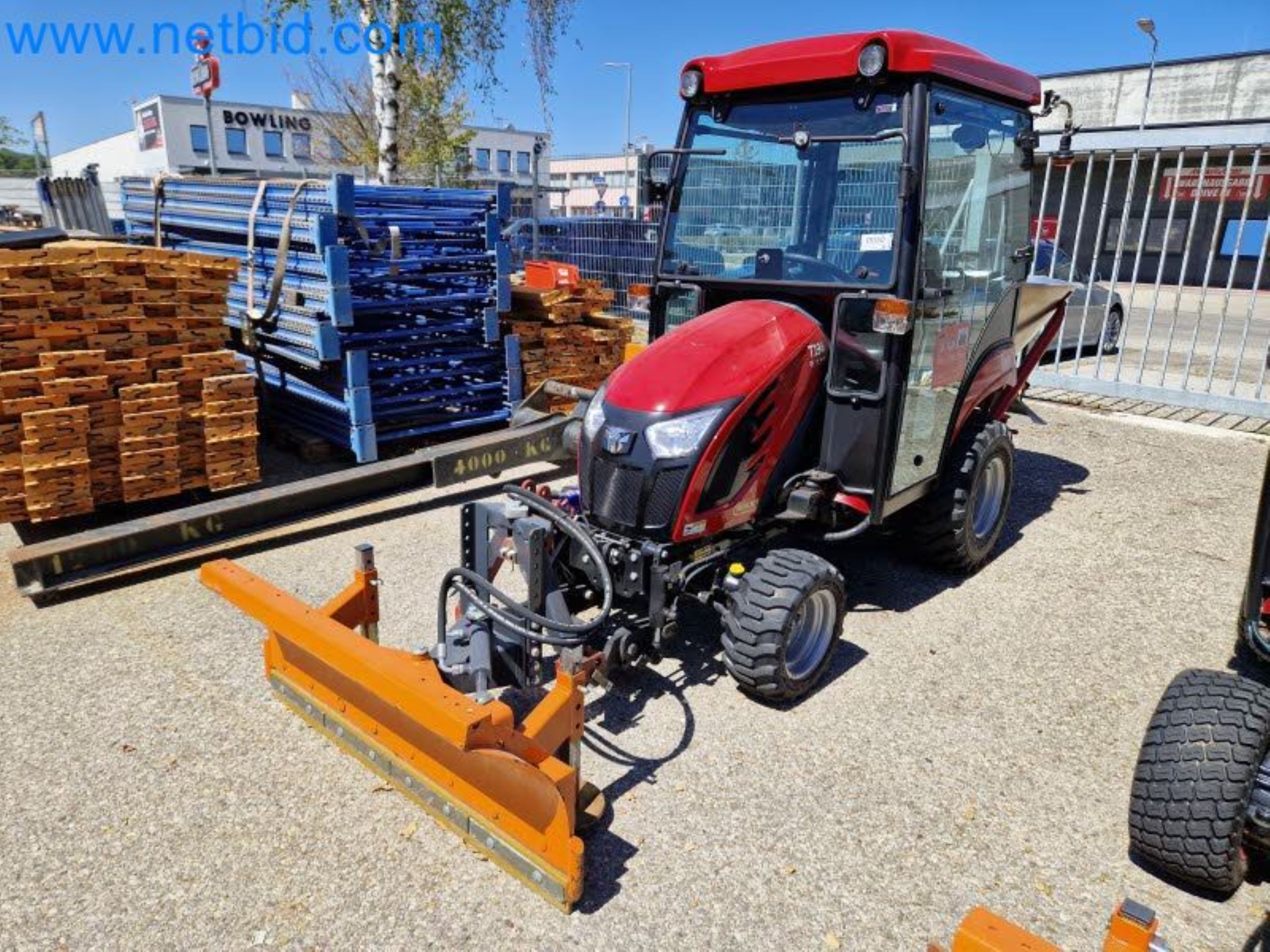 TYM All-Wheel-Drive Compact Tractors for Winter Use and HONDA Single-Axle Snow Plows-1