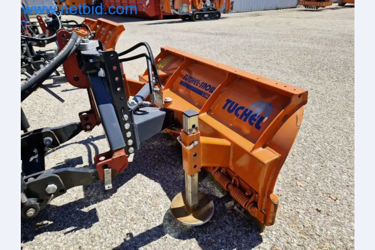 TYM All-Wheel-Drive Compact Tractors for Winter Use and HONDA Single-Axle Snow Plows-21