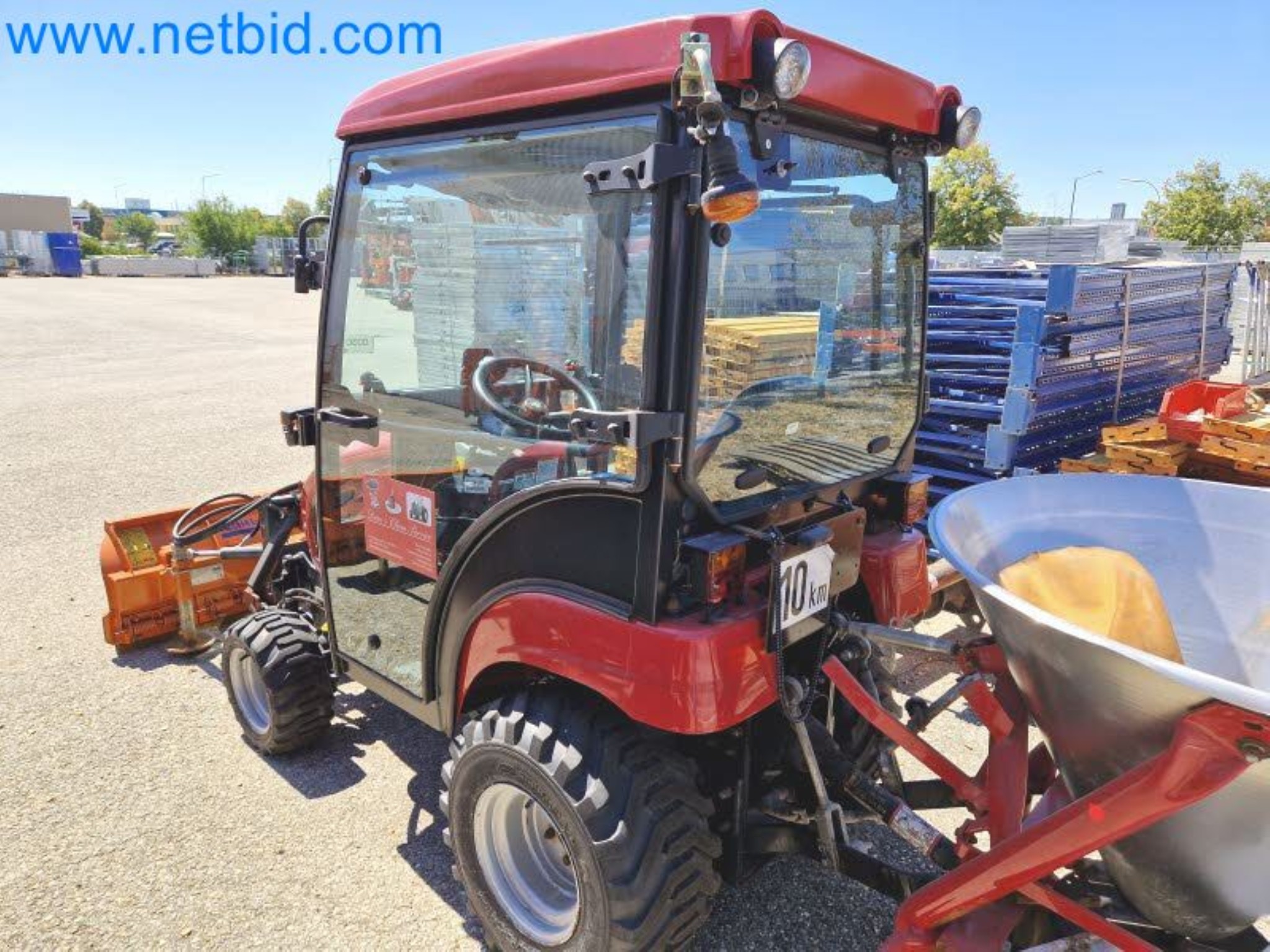 TYM All-Wheel-Drive Compact Tractors for Winter Use and HONDA Single-Axle Snow Plows-24